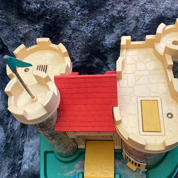 Vintage Fisher Price Little People #993 PLAY FAMILY CASTLE - Picture 13 of 16